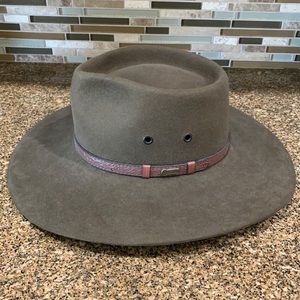 Authentic Akubra Australian hat